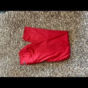 Zyia red leopard scrunch butt leggings